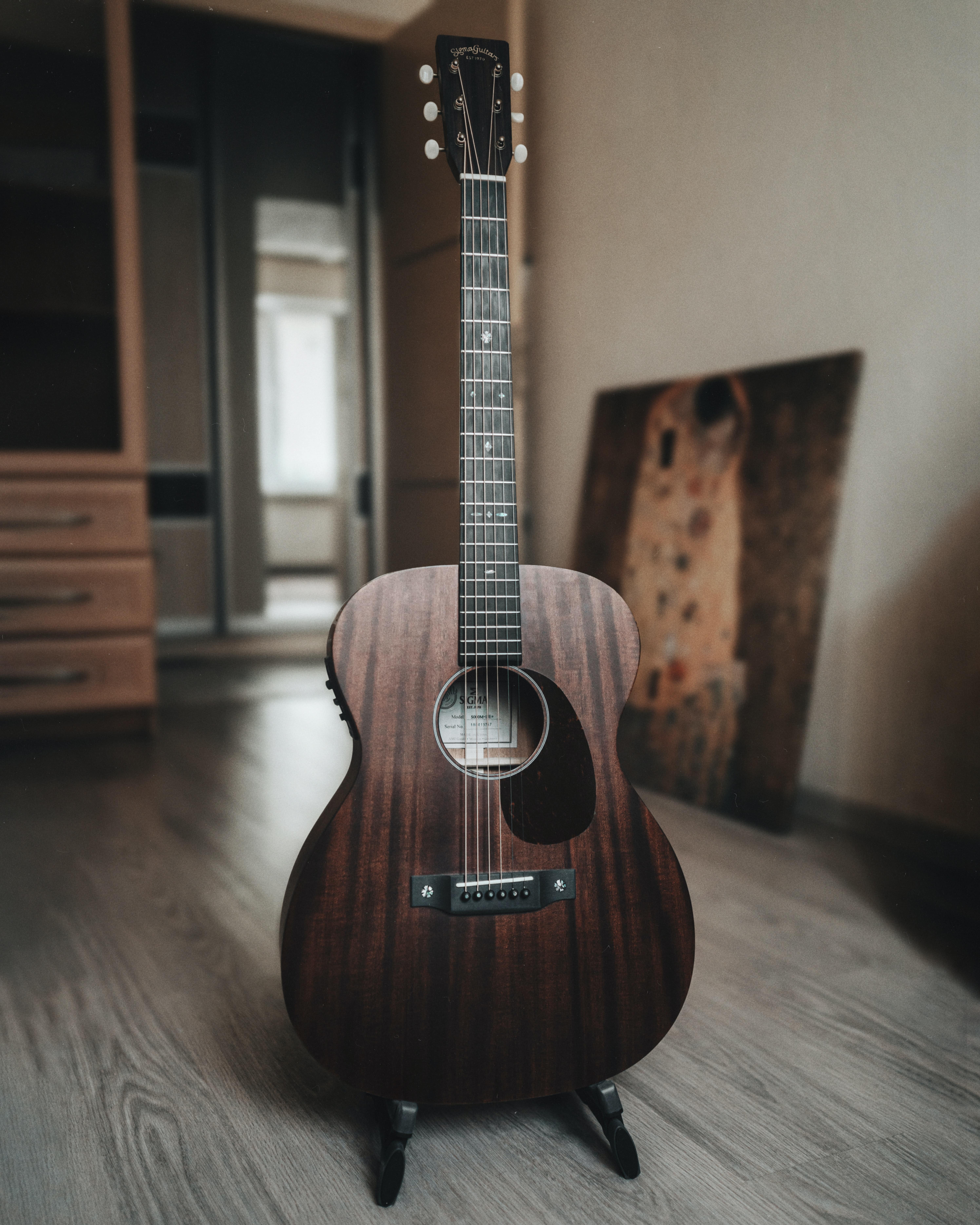 Acoustic Guitar review and buying guide